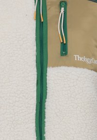 TheJoggConcept JCBERRI - Overgangsjakke - june bug mix