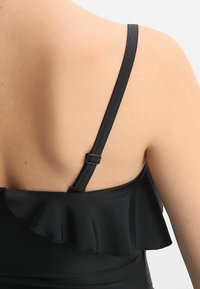 JoJo Maman Bébé RUFFLE SWIMSUIT - Maudymosi kostiumėlis - black