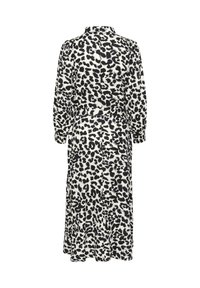Midi-jurk met luipaardprint in zwart en wit, met lange mouwen, een kraag en een taillering, en een vloeiende rok.