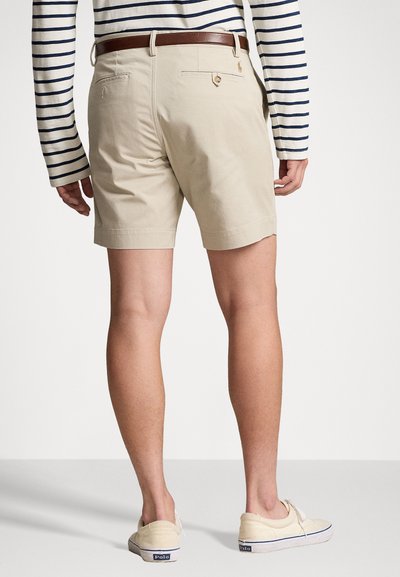 Polo Ralph Lauren 8-INCH STRETCH STRAIGHT FIT CHINO SHORT - Calções - classic stone