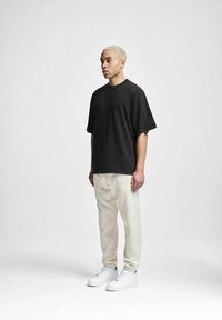 2Y Studios OVERSIZE  - Basic póló - washed black
