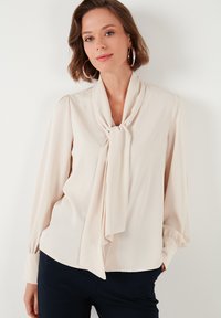 REGULAR FIT - Camicia - stone