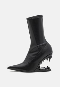 MORSO BOOTS UNISEX - Kõrge kontsaga poolsaapad - black