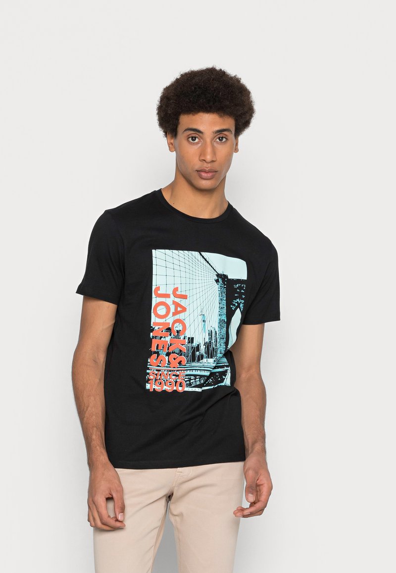 Jack & Jones JCOCALEB TEE CREW NECK Camiseta estampada black/negro Zalando.es Jack & Jones JCOCALEB TEE CREW NECK Camiseta estampada black/negro Zalando.es
