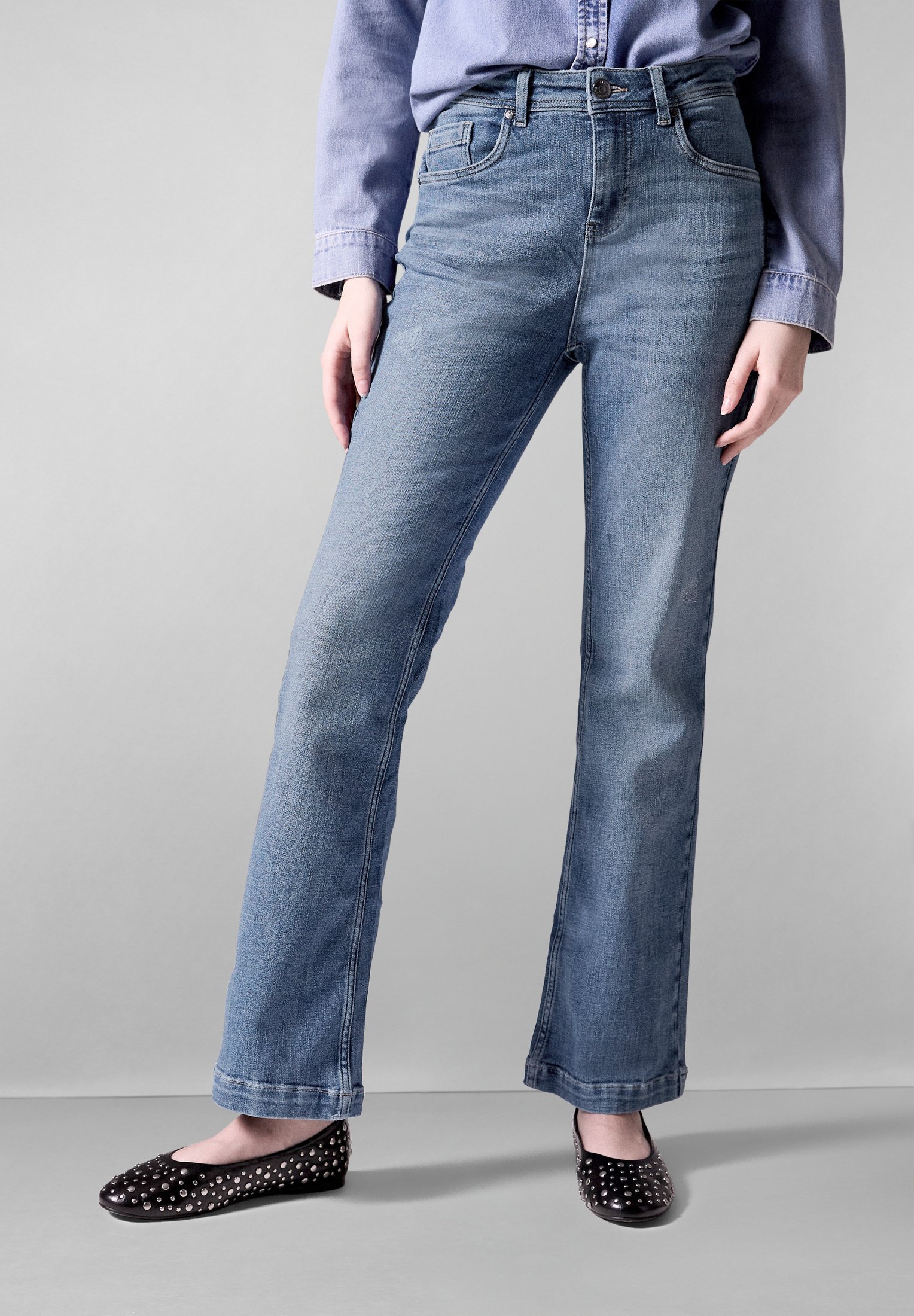 Jeans Donna Street One Bootcut Blu: Slim Fit Con Vita Media, Modello 5 Tasche Comfortevole