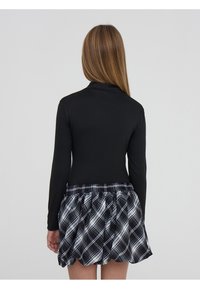 Terranova - Bluzka z długim rękawem