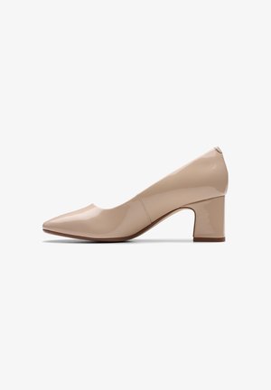 Clarks, CLARKS LIFESTYLE-SCHUHE W FERNIE COURT - Pumps - sand patent d