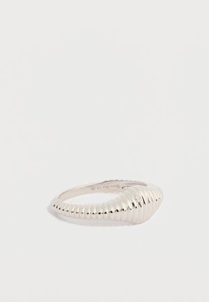NANO CHEVALIERE OVALE BERLINGOT UNISEX - Bague - white gold-coloured