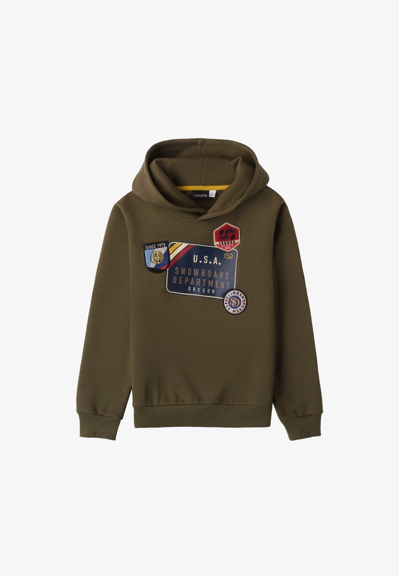 Felpa verde oliva con un design frontale che presenta molteplici toppe, tra cui "DEPARTIMENTO SNOWBOARD U.S.A." e diversi distintivi di varie forme.