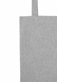 Sac en toile gris avec deux poignées de longueur épaule, surface texturée, sans logos ni motifs visibles. Forme rectangulaire simple.