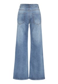 Hellblaue, weit geschnittene Jeans aus Denim mit hoher Taille, zwei Gesäßtaschen und einem sauberen Finish mit sichtbaren Nähten.