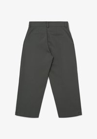 Non selezionato, verde militare scuro