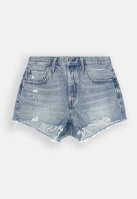 Pantalones cortos de denim en un lavado azul claro, con dobladillos deshilachados, parches desgastados, cinco bolsillos y un cierre de botón en la parte frontal.