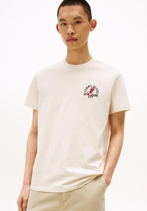 T-Shirt print - desert sand dune