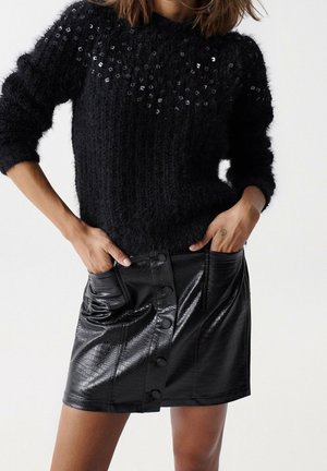 Pullover - black