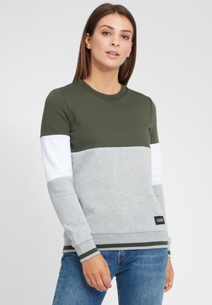 Grønn, grå og hvit fargeblokks sweatshirt med ribbestrikkede mansjetter og hem. Mykt stoff med OXTM-merke nederst til venstre. Rund hals.