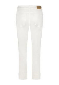 Witte denim jeans met een slim fit, voorzien van achterzakken en een opgerolde zoom. Inclusief een bruine leren logo patch bij de tailleband.