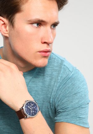 Armani Exchange Kronograf - dunkelbraun