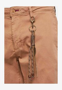 Non selezionato, marrone