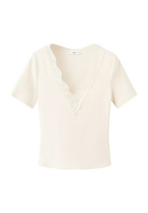 Krémový krátky rukáv so žebrovanou textúrou a vlnkovanou čipkovou bordúrou pozdĺž hlbokého výstrihu do V.