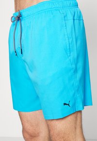 Puma SWIM MEN MEDIUM LENGTH - Calções de banho - energy blue