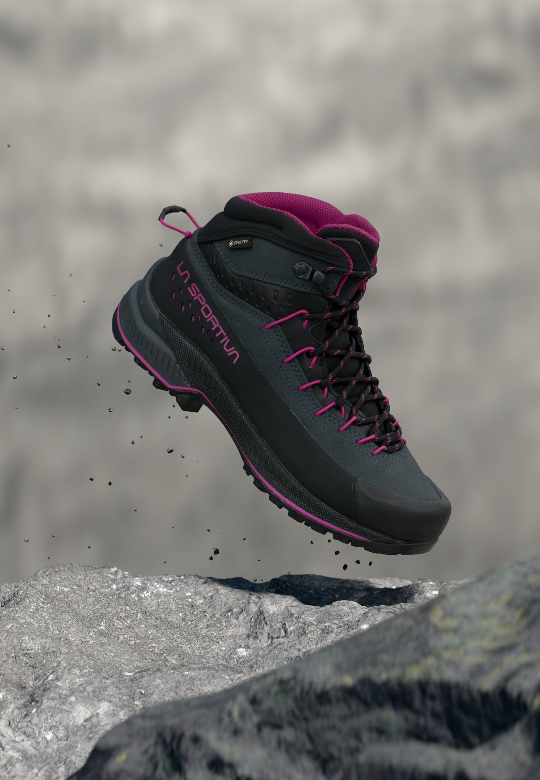 Scarpe Da Trekking Donna Columbia Sentiero Vertisol – Rosa Salmone E Nero, Taglia 41 EU (Larga), Suola Omni-Grip - 6