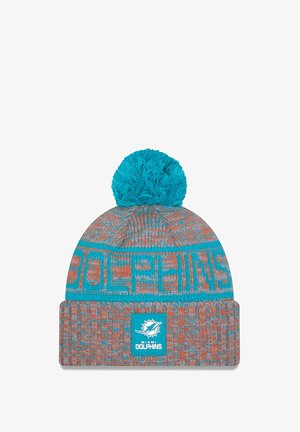 Strickmütze mit einem türkisfarbenen Pompon, orange- und tealfarbenem Muster sowie einem Miami Dolphins Logo-Patch am Bündchen.