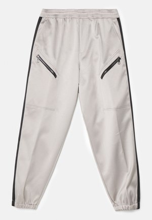 Neil Barrett RELAXED LOOSE AVIATOR DIAGONAL POCKETS TROUSERS - Παντελόνι φόρμας - silver-coloured/black