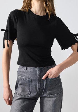T-shirt basic