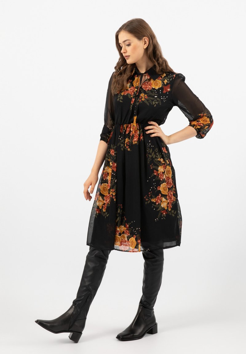 Wojas Overknees - black