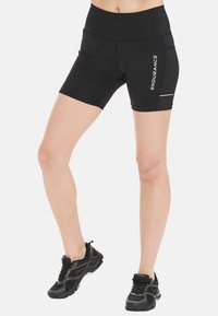 Zwarte sport shorts van rekbaar materiaal, met een hoge tailleband en een zijzak met het "ENDURANCE" logo en reflecterende details.
