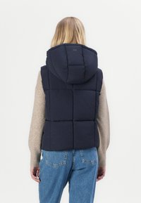 JDY JDYWONDER SHORT HOOD - Strukirani kaput - night sky