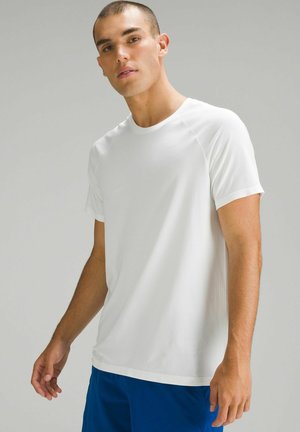 ULLE-SS-LONG-TSHIRT - WHITE main image 1