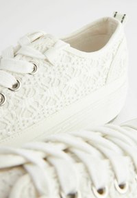 Next FOREVER COMFORT CHUNKY BASEBALL - Sportcipő - white