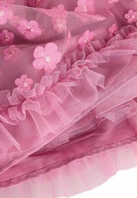 Next REGULAR FIT - Robe de soirée - berry pink d flowers