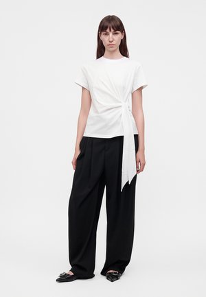 KARL LAGERFELD, KNOT DETAIL  - T-shirts basic - white