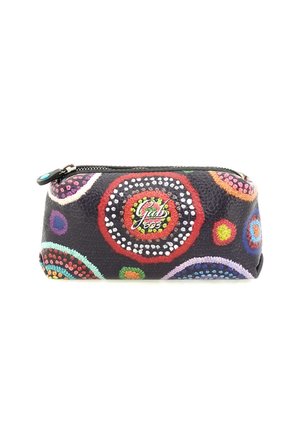 Piccola pochette nera con zip decorata con motivi circolari colorati e logo "Gabs 603" al centro anteriore.