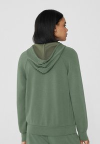 Tezenis Sweat zippé - grün w military green