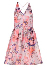 Robe fleurie rose sans manches avec un col en V et de fines bretelles croisées, présentant de grandes fleurs vibrantes en violet, corail et tons marron.
