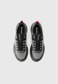 Columbia KONOS - Pārgājienu apavi - grey steel/mountain red
