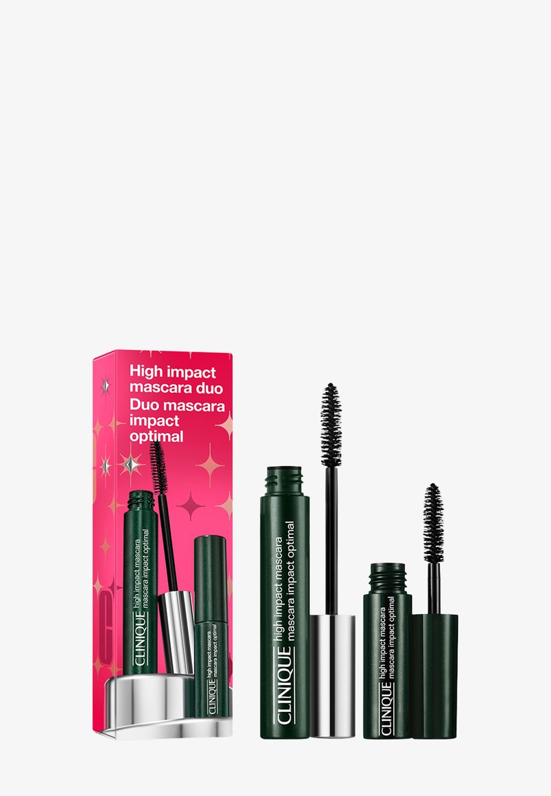 High Impact Mascara Duo sisältää vihreän putken ja hopeakorkkiisen harjan, jossa on kaksi erikokoista mustaa ripsiväriharjaa vaaleanpunaisessa laatikossa.