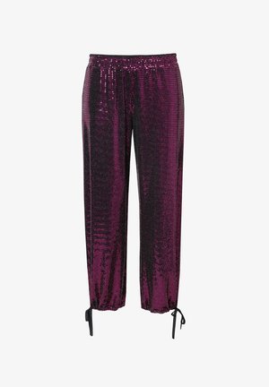 Funkelnde lila Pailletten-Hosen mit einem schwarzen Gummibund, Kordelzug am Knöchel und einer taillierten Passform, die eine glänzende reflektierende Textur aufweisen.