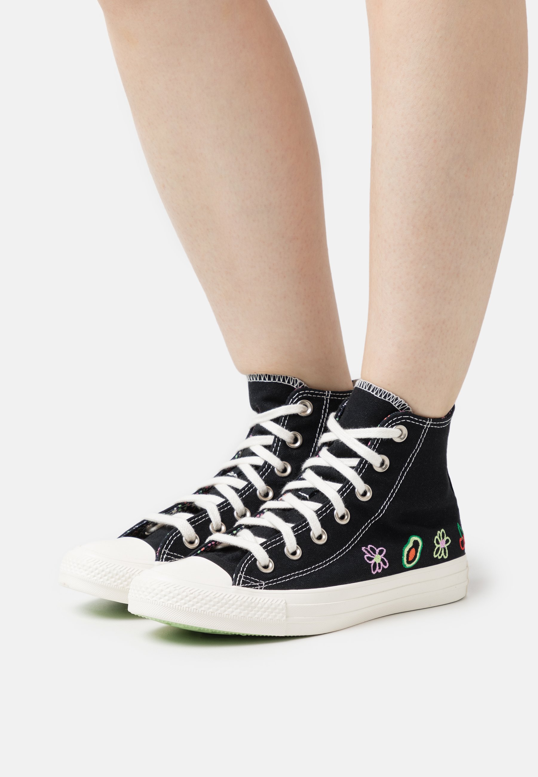 converse negras hombre 80