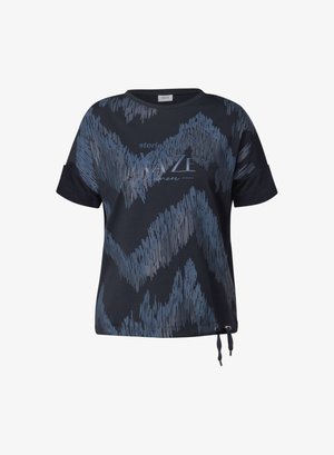 Kortærmet navy T-shirt i bomuldsblanding, med et struktureret blåt zigzag mønster og et trykt logo foran. Justerbar snøre i kanten.