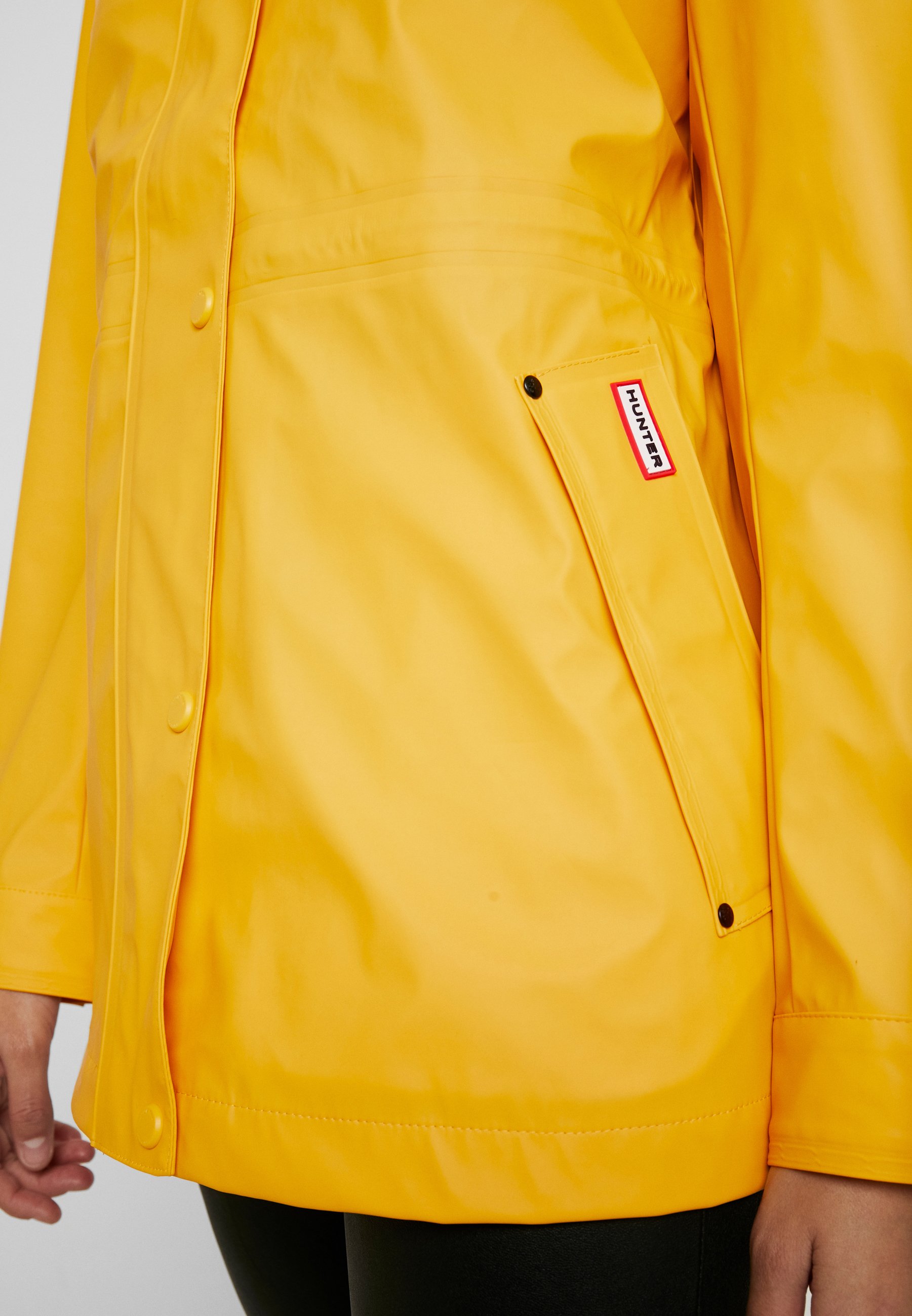 hunter rubberised jacket