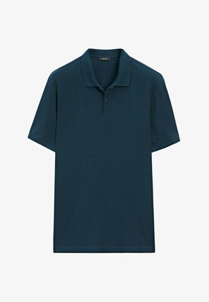 Ciemnoniebieska koszulka polo wykonana z miękkiego materiału, z klasycznym kołnierzykiem, zapięciem na trzy guziki oraz krótkimi rękawami z czystym wykończeniem.