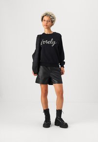 ONLY Petite ONLAMY - Ikdienas džemperis - black