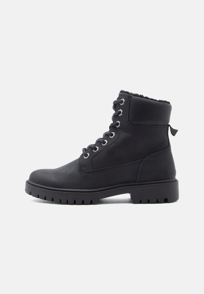 Tallas 37 a 48 botas Pier One