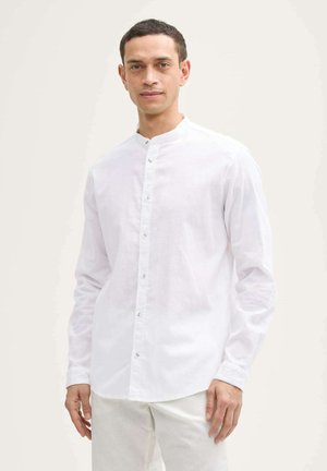 REGULAR FIT - Camisa - white