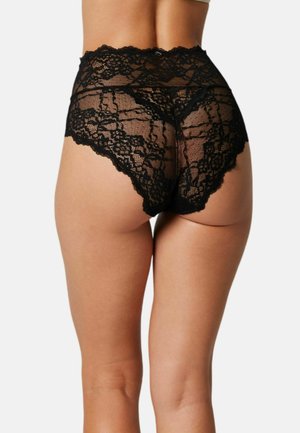 Bragas de encaje negro de talle alto con detallados patrones florales, una cintura festoneada y tela transparente para un aspecto delicado.
